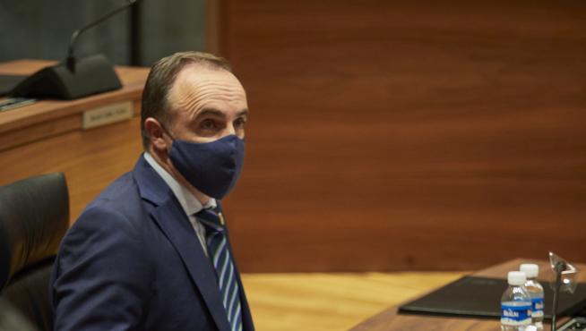 El portavoz de Navarra Suma, Javier Esparza, el jueves en el Parlamento de Navarra.