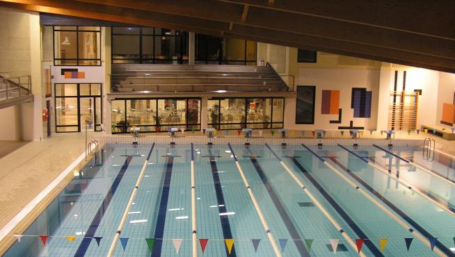 La piscina climatizada Almériz de Huesca se ha cerrado con el nivel de alerta 3 agravada.