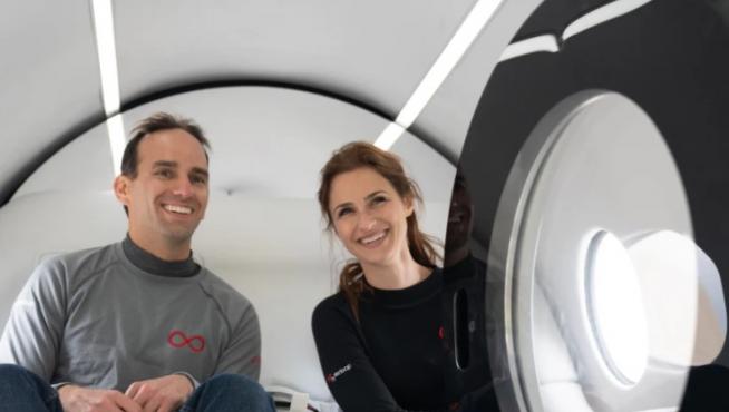 Los dos primeros humanos que han viajado en Virgin Hyperloop