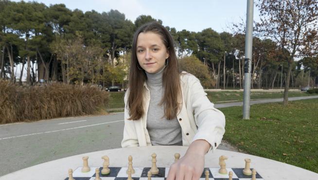 María Eizaguerri, de 17 años, talento del ajedrez aragonés.