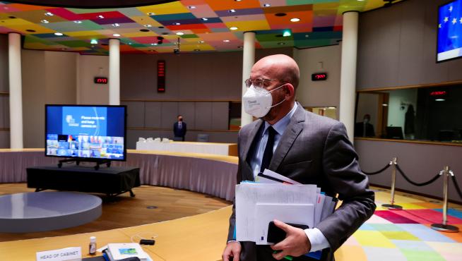 El presidente del Consejo Europeo, Charles Michel, ayer a su llegada a la videoconferencia con los líderes de la UE.