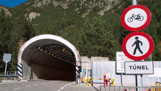 El túnel de Bielsa realiza cierres nocturnos por la amenaza terrorista francesa