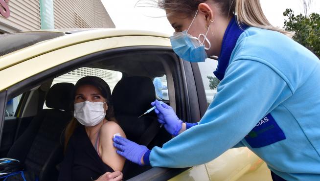 Vacunación al personal docente en Almería