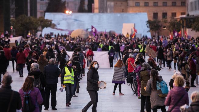 Marchas y concentración en la plaza del Pilar de Zaragoza.