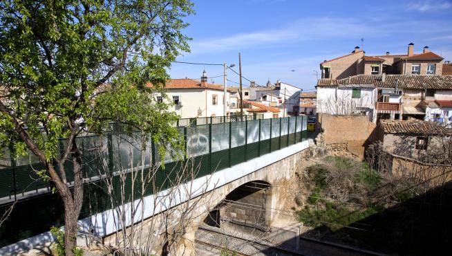 Acaba en Ateca la reparación urgente del antiguo puente sobre las vías del tren de la carretera de Munébrega