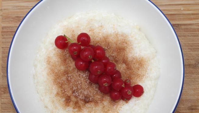 Con su característico toque de canela, el arroz con leche encuentra distintas preparaciones en el mundo.