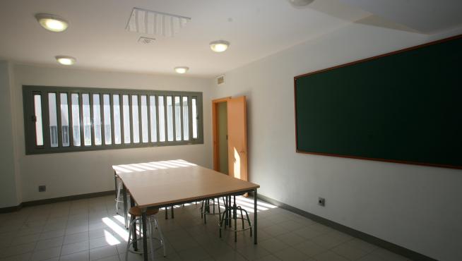 Sala del centro de menores de Juslibol.