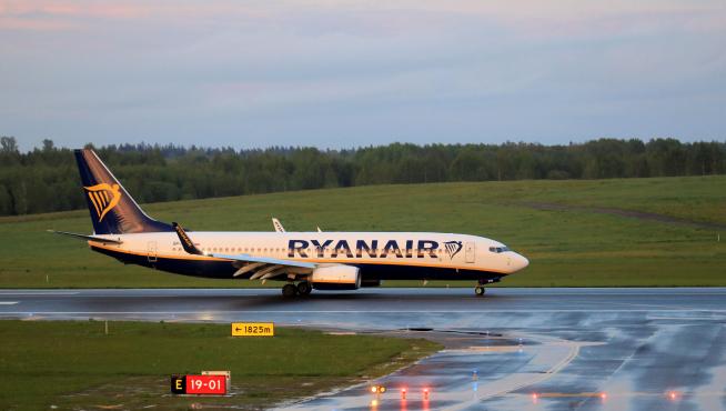 Un vuelo de Ryanair aterriza en Vilna.