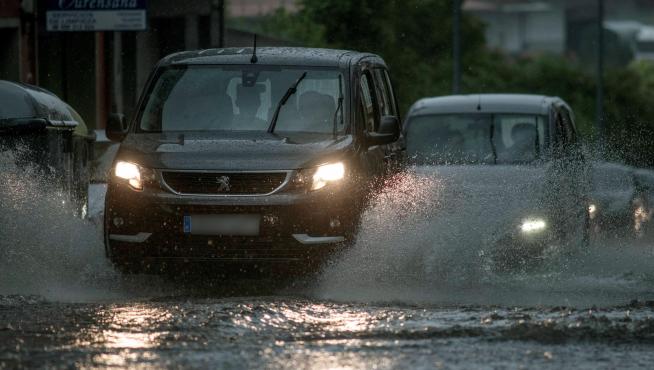Intensas lluvias descargaron este miércoles en Orense