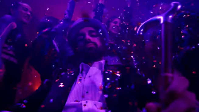 Guillermo Furiase en el videoclip de 'El son'