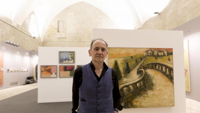 Santiago Arranz en su retrospectiva en el Museo de Huesca.