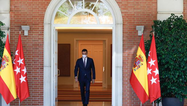 El presidente del Gobierno, Pedro Sánchez, en el Palacio de la Moncloa, este viernes.