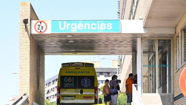 Llegada de los menores al Hospital Infantil de Zaragoza