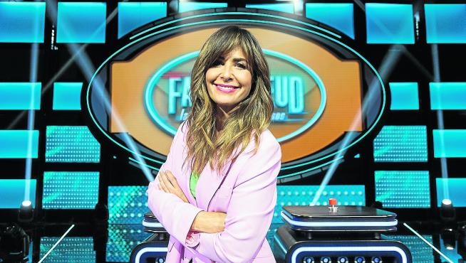 Nuria Roca es la presentadora de ‘Family Feud’