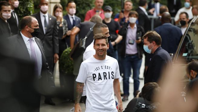 Messi aterriza en París