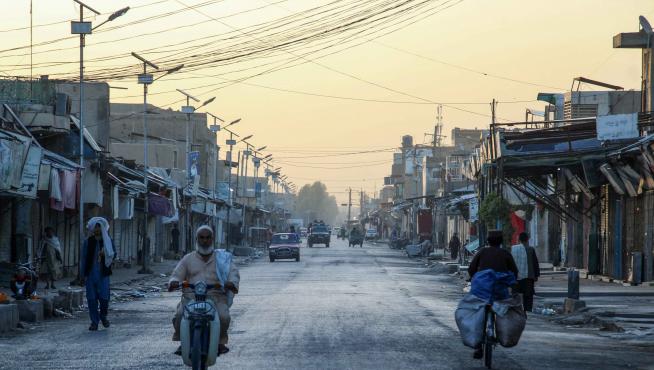 Los talibanes capturan la novena capital de provincia en Afganistán