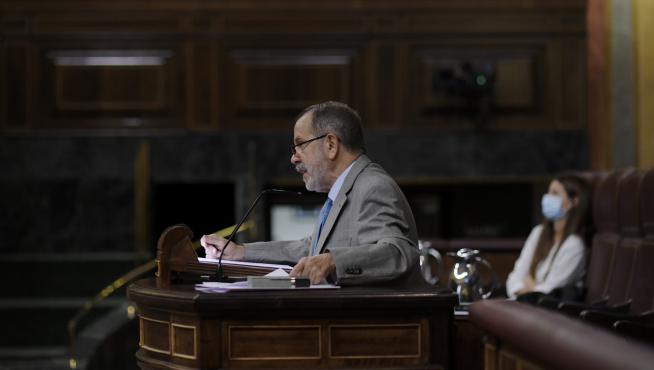 El Defensor del Pueblo, Francisco Fernández Marugán, interviene en una sesión plenaria en el Congreso de los Diputados,