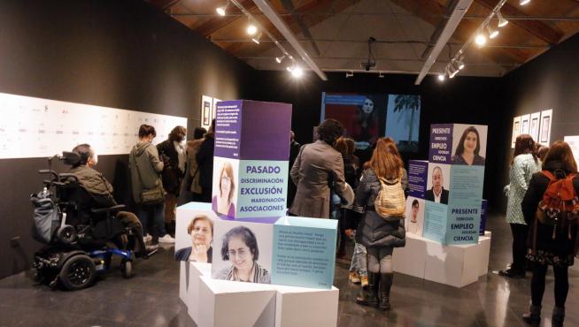 La exposición de Cadis puede visitarse en el C. C. Manuel Benito Moliner hasta el 28 de noviembre.