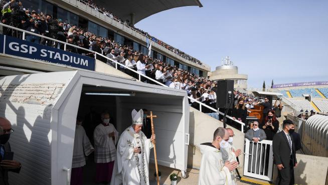 El Papa en el estadio Gsp de Nicosia