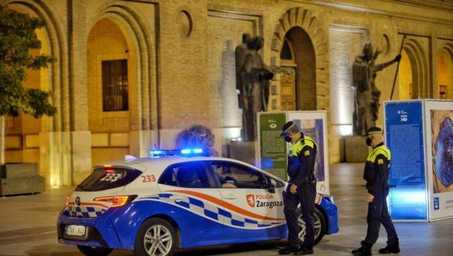 Patrulla de la Policía Local de Zaragoza.