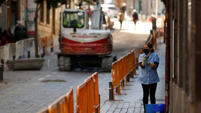 La subida del salario mínimo beneficia a los sectores con sueldos más bajos.