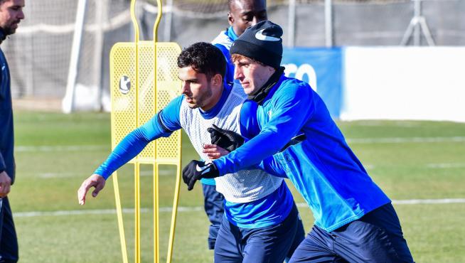 Florian Miguel y Mosquera, durante el entrenamiento de este martes de la SD Huesca.