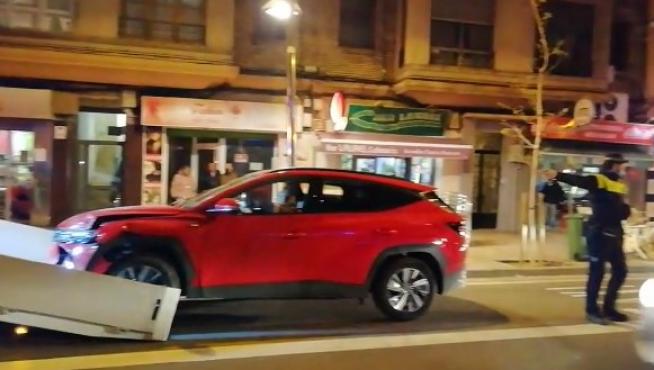 Un conductor arrolla a varias personas en la terraza de un bar en Zaragoza