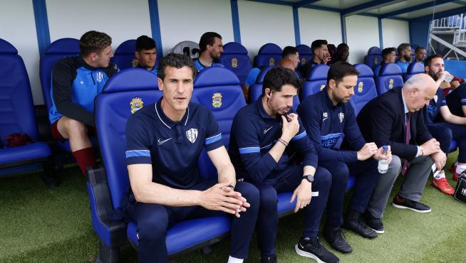 Antonio Calle, en el banquillo visitante del Fernando Torres.
