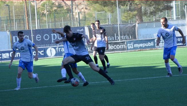 Imagen del partido entre Fraga y Sariñena
