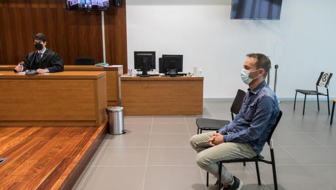 El acusado, durante el juicio celebrado en la Audiencia de Zaragoza
