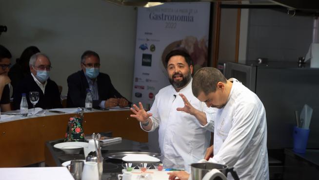 Juanlu Fernández mezcla en su restaurante, con una estrella Michelin, la alta cocina clásica francesa y la andaluza.