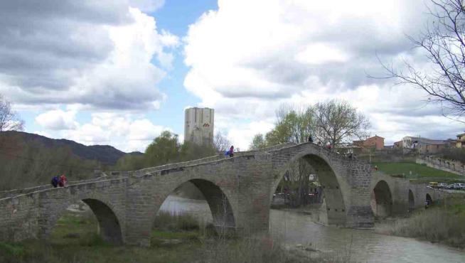Puente románico de Capella.