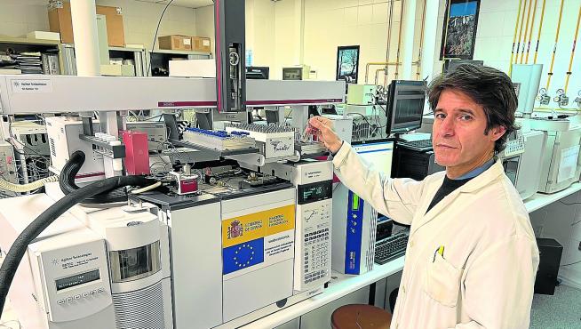 Vicente Ferreira, director del Laboratorio de Análisis del Aroma y Enología de la Universidad de Zaragoza.