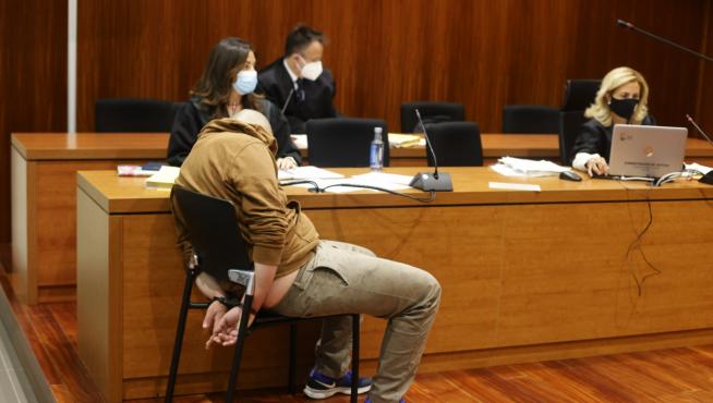 El acusado, Rubén Calvo Ropero, en los primeros momentos del juicio.