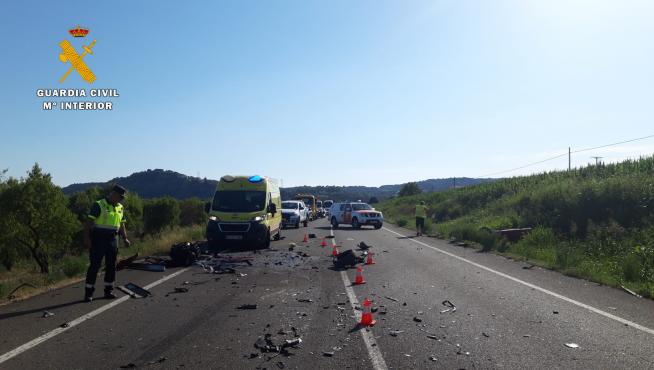 Restos de los vehículos siniestrados en el accidente de este miércoles en la N-123 en Barbastro