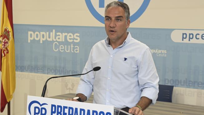 El coordinador general del PP, Elías Beondo, ayer en Ceuta tras la reunión extraordinaria del comité ejecutivo local del partido.
