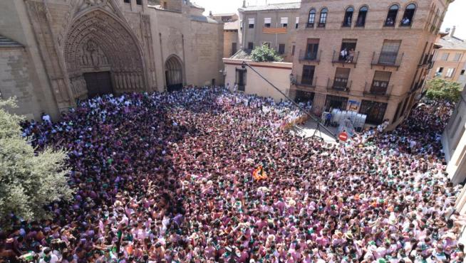 La plaza de la Catedral en el chupinazo de las Fiestas de San Lorenzo de 2022.
