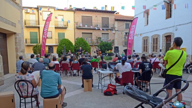 Actuación de Blue Valentine en SoNna Huesca.