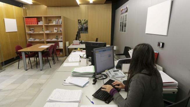 Instalaciones de la Oficina de Vivienda de Huesca que cerró en agosto de 2020.