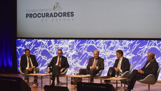 De izquierda a derecha, Caamaño, Ruiz-Galón, Catallardá y Campo, con el moderador en el centro.