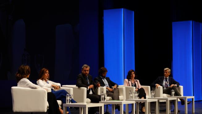 Ponentes que han participado en la mesa que ha analizado las relaciones entre los responsables de comunicación y los periodistas