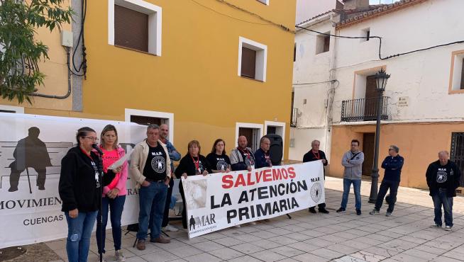 Los miembros de MAR han leído este lunes un manifiesto en la Plaza de España de Calamocha.