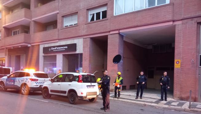 El coche del hombre ha quedado detenido en la calle Cavia, en pleno centro de Huesca.