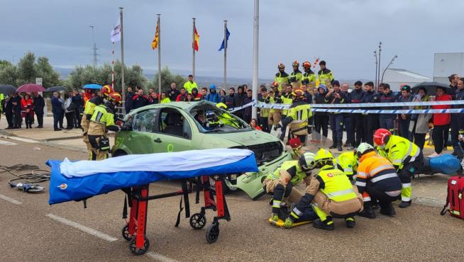 Simulacro de rescate en accidente de tráfico dentro de las jornadas en Technopark de Alcañiz