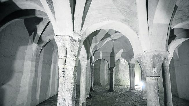 Interior de los baños judíos, en el Coso 126-132, que de momento no pueden ser visitados.