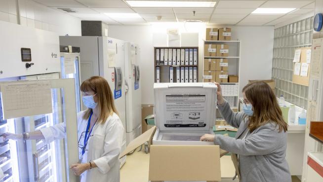 El servicio de Farmacia del Hospital Clínico, centro de referencia para todo Aragón.