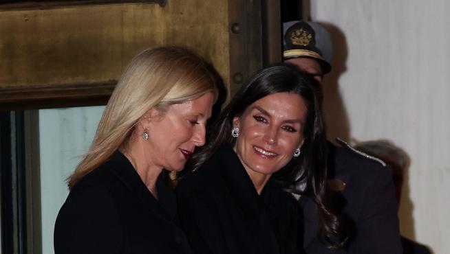 La Reina Letizia y Marie Chantal Miller