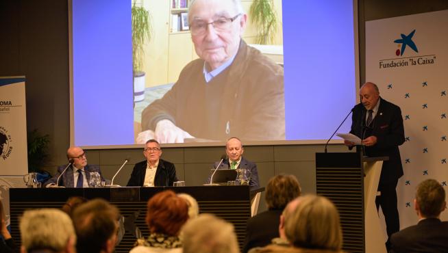 El Club de Roma homenajea al economista José Ramón Lasuén en Zaragoza