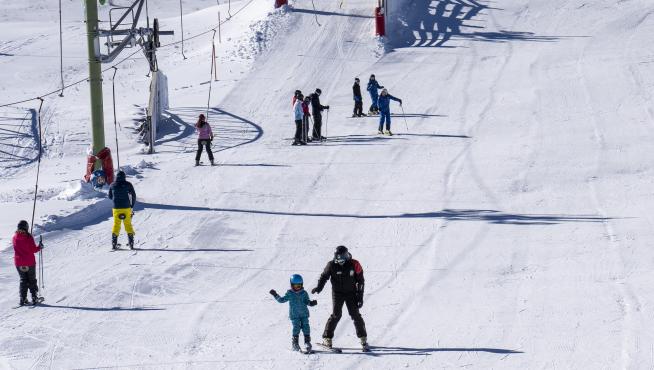 Las pistas de esquí de Javalambre no abrieron sus puertas hasta finales de enero.