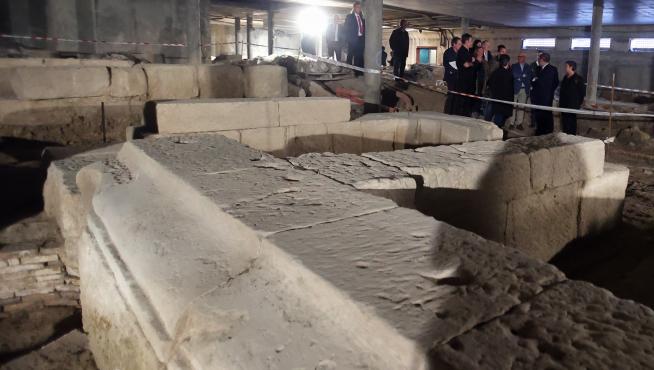 Visita al Círculo Católico, con restos de un templo dedicado a Baco y el foro republicano, entre otros.